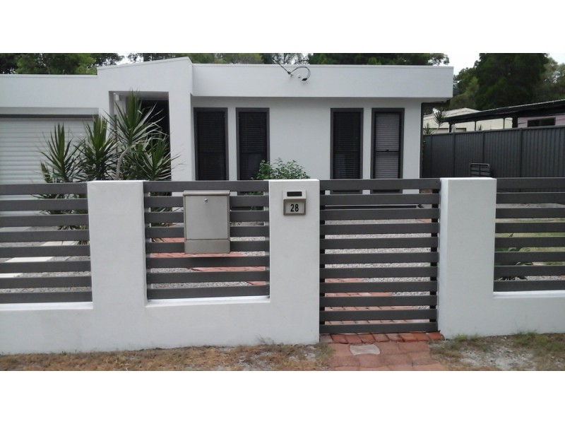 28 Cumming Street, Bongaree QLD 4507