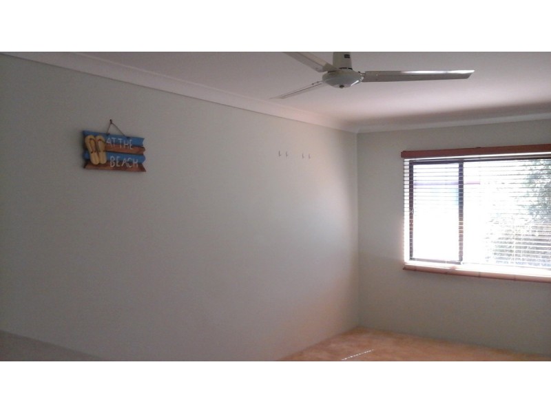 4/9 Hall Avenue, Bongaree QLD 4507