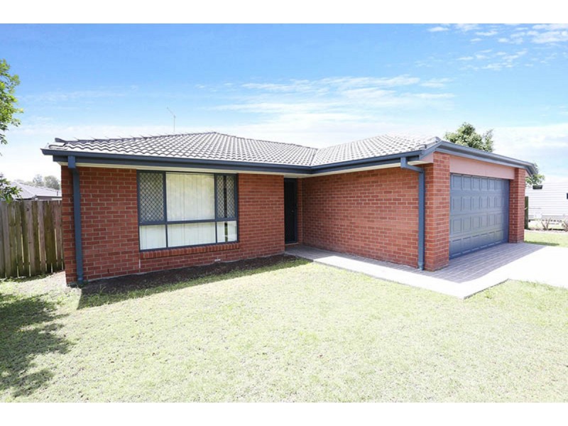 316 Bestmann Road, Sandstone Point QLD 4511