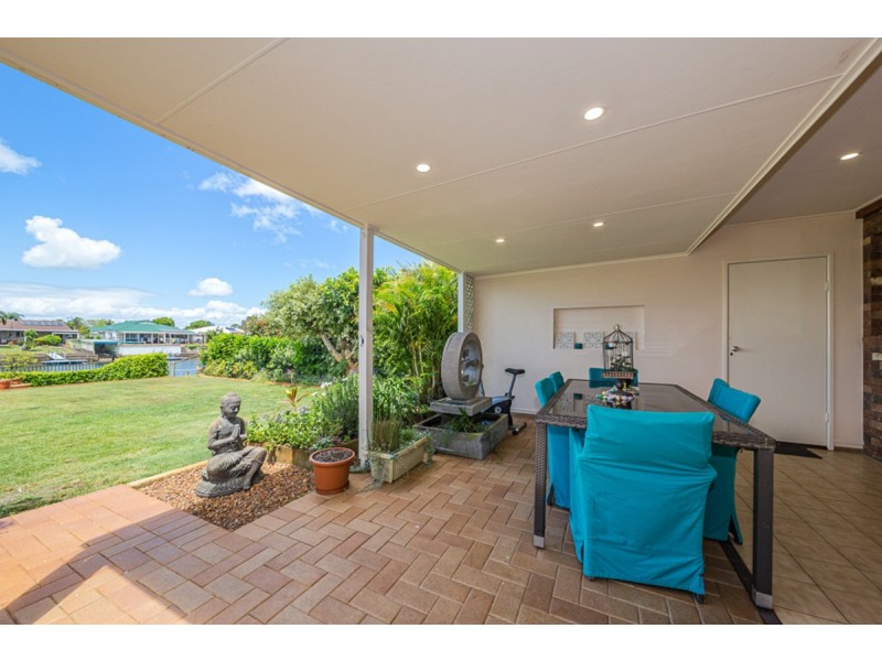 2/18 Hoya Crescent, Bongaree QLD 4507