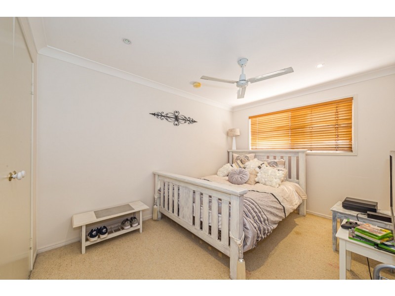 2/18 Hoya Crescent, Bongaree QLD 4507