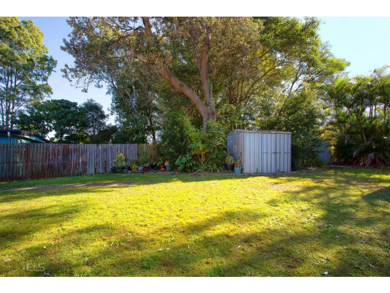 5 Lalroy Street, Beachmere QLD 4510
