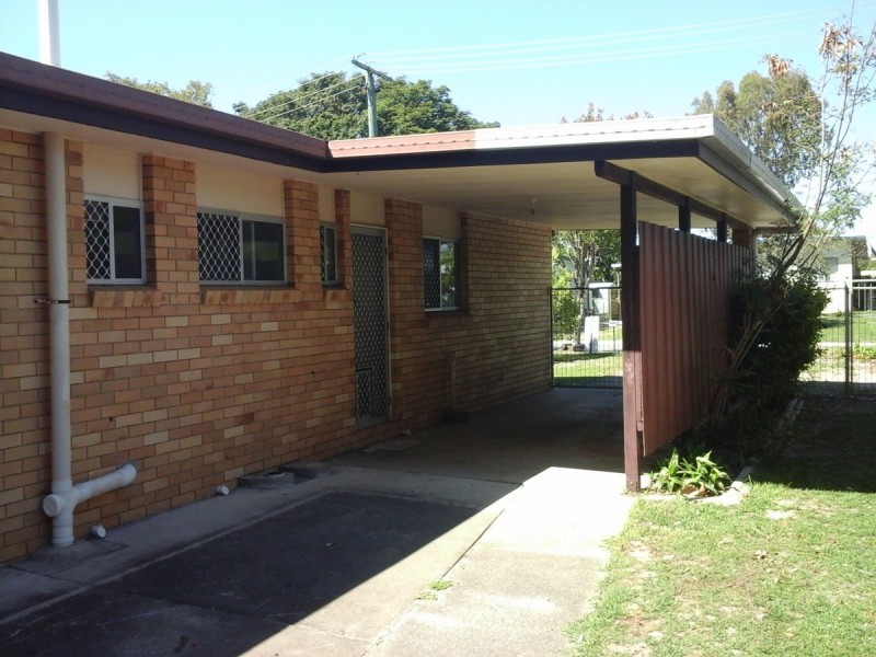 5 Lalroy Street, Beachmere QLD 4510