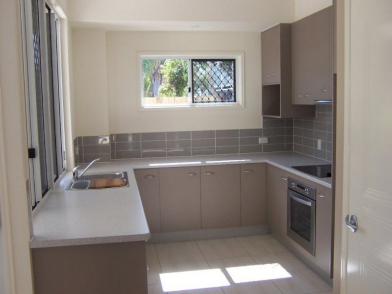 2/14 Fifth Avenue, Bongaree QLD 4507