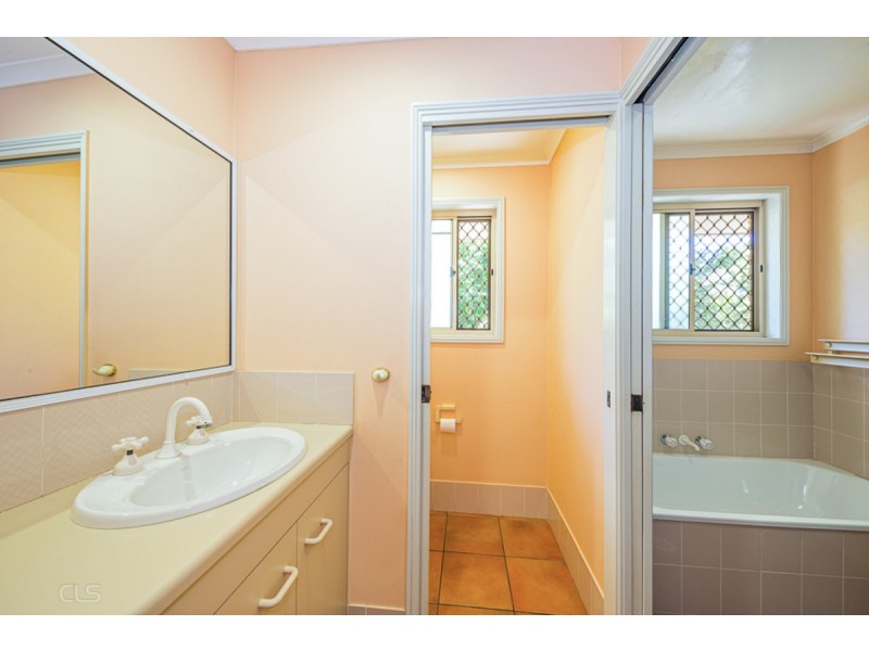 6 Longland Court, Woorim QLD 4507