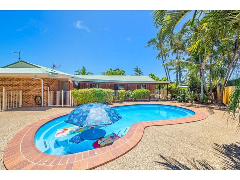 6 Longland Court, Woorim QLD 4507