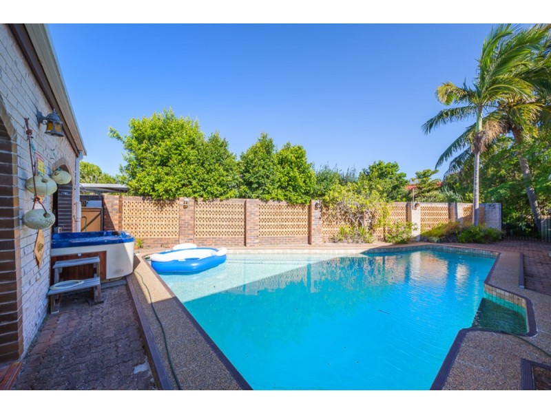 5 Heron Street, Woorim QLD 4507