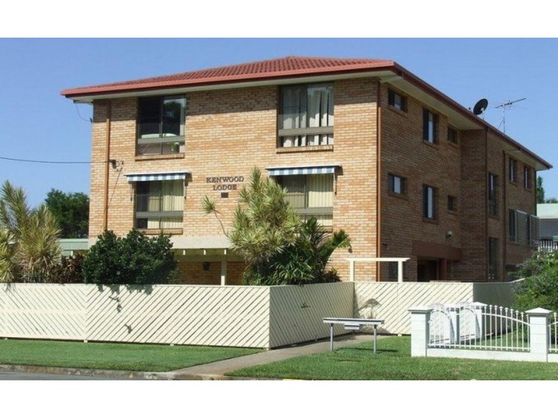 2/27 Solander Esplanade, Banksia Beach QLD 4507