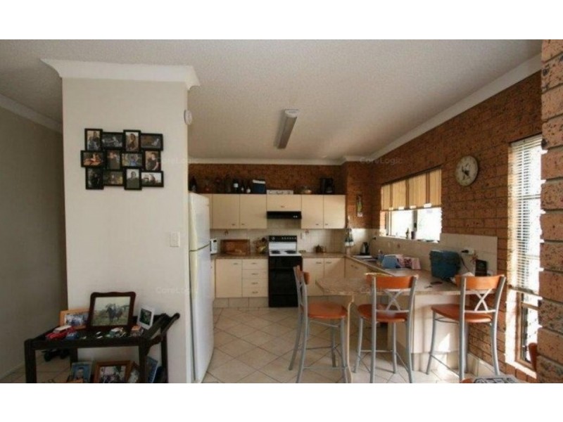 2/27 Solander Esplanade, Banksia Beach QLD 4507