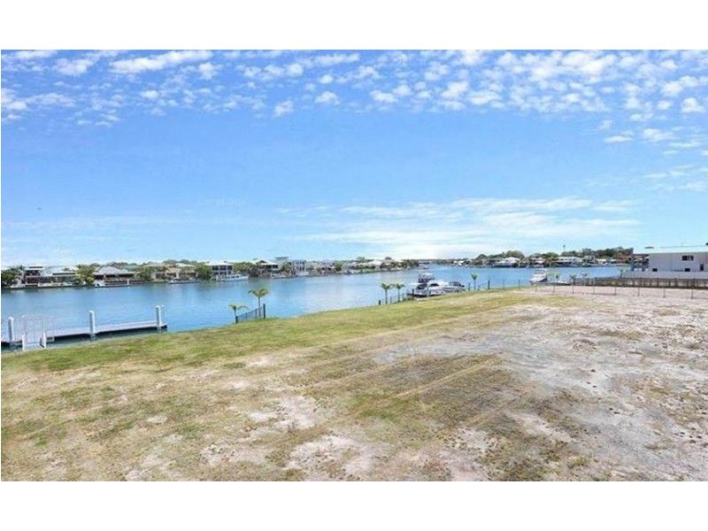 67 Seaside Drive, Banksia Beach QLD 4507