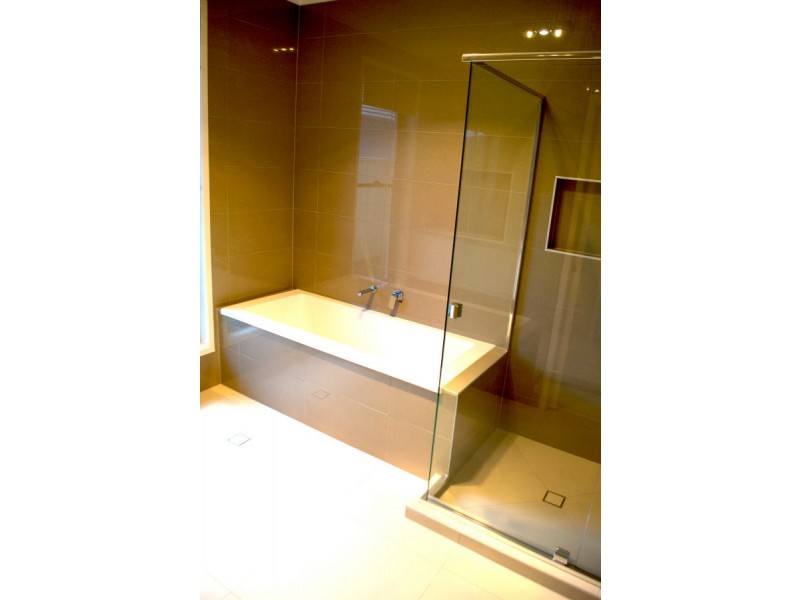 72 Raptor Parade, Banksia Beach QLD 4507