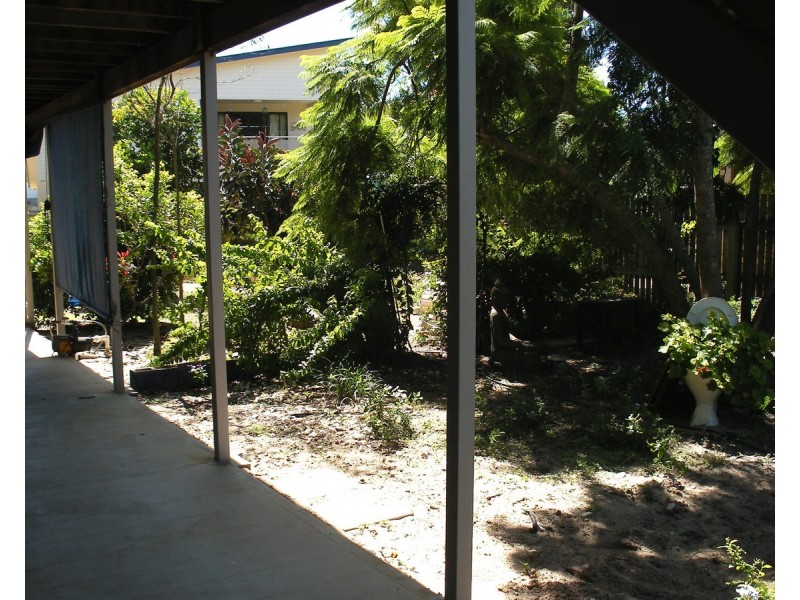 14 James Road, Beachmere QLD 4510