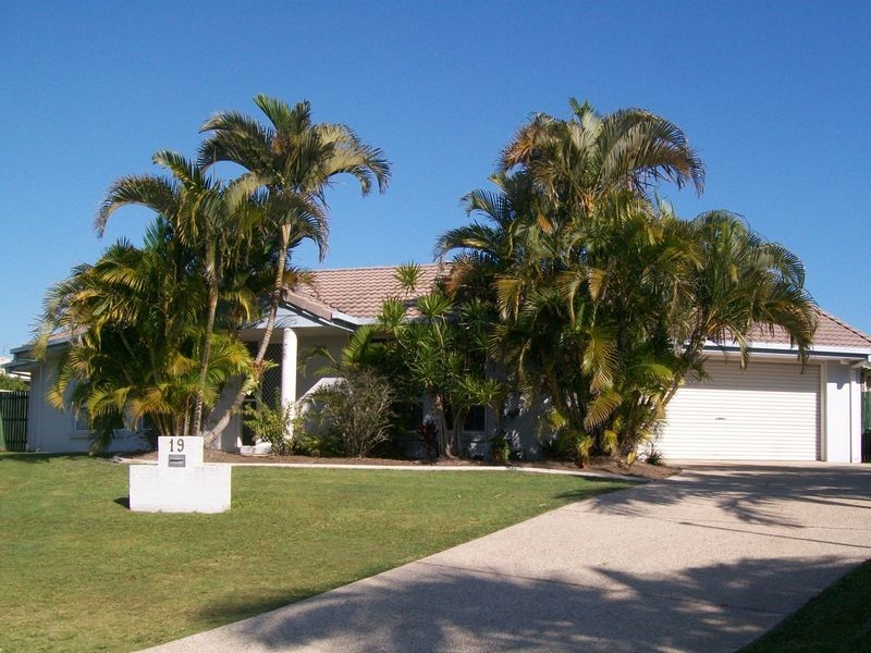 Sandstone Point QLD 4511