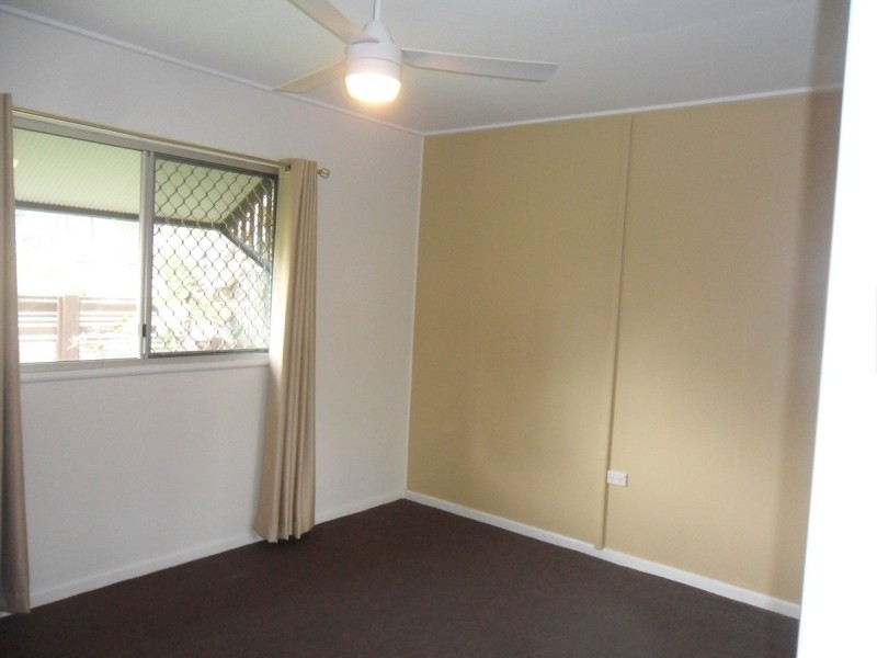 11 Kangaroo Avenue, Bongaree QLD 4507