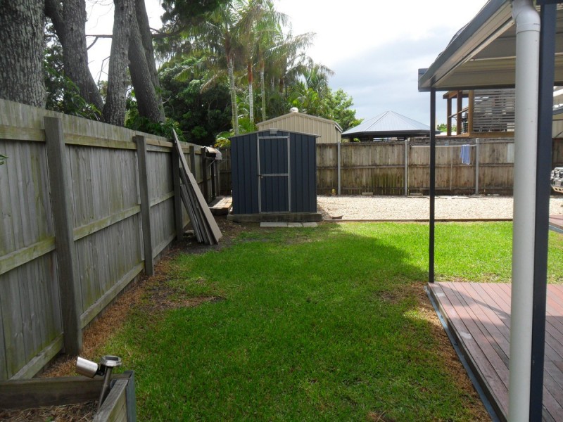 11 Kangaroo Avenue, Bongaree QLD 4507