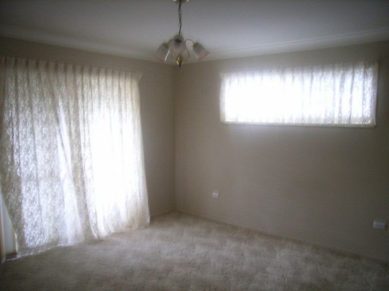 9 Gordon Crescent, Sandstone Point QLD 4511