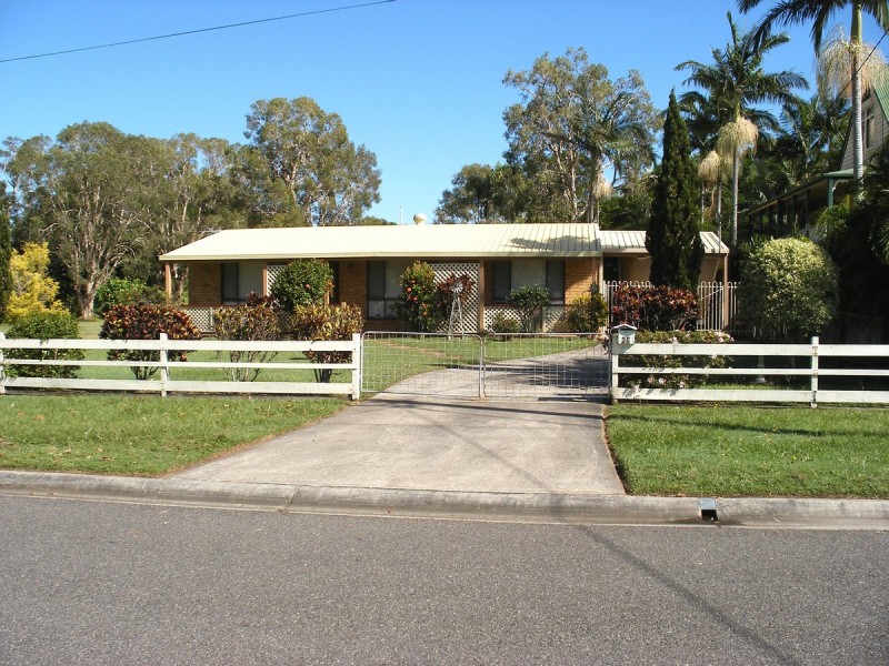 36 Coronation Avenue, Beachmere QLD 4510