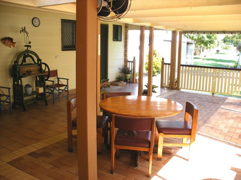 36 Coronation Avenue, Beachmere QLD 4510