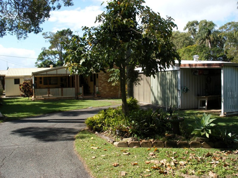 36 Coronation Avenue, Beachmere QLD 4510