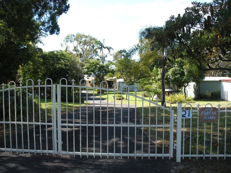 36 Coronation Avenue, Beachmere QLD 4510