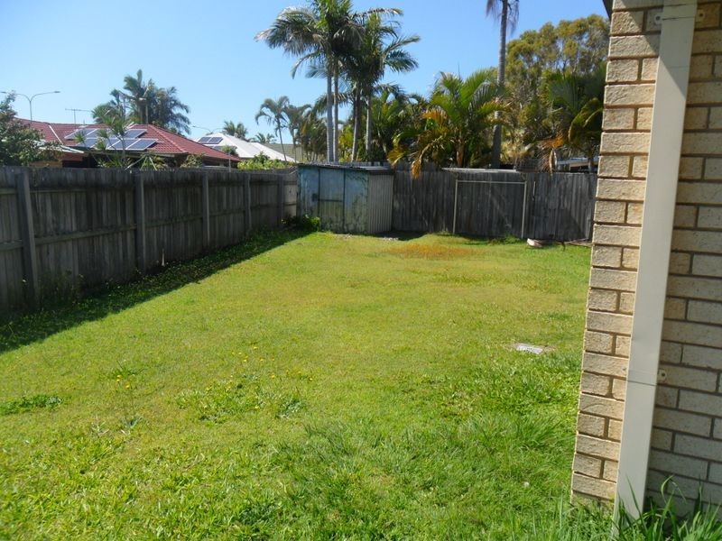 Sandstone Point QLD 4511