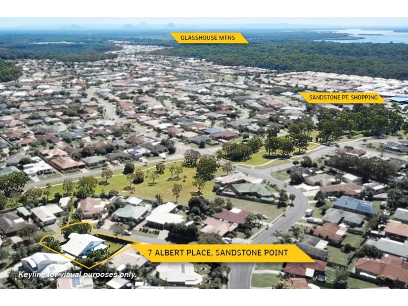 7 Albert Place, Sandstone Point QLD 4511