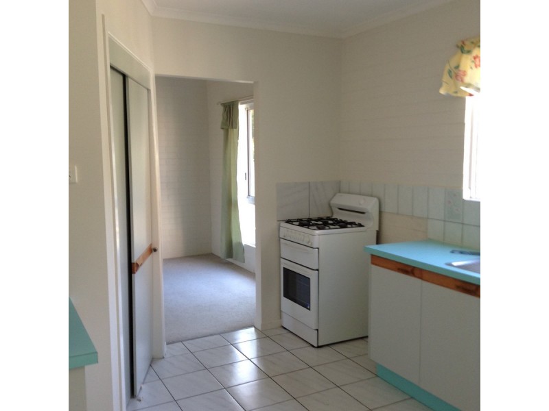 12 Timothy Esplanade, Beachmere QLD 4510