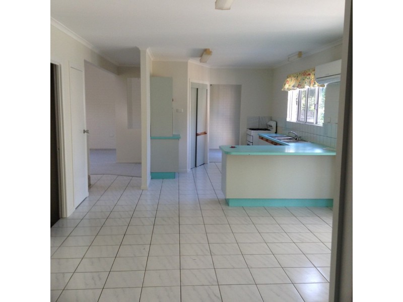 12 Timothy Esplanade, Beachmere QLD 4510