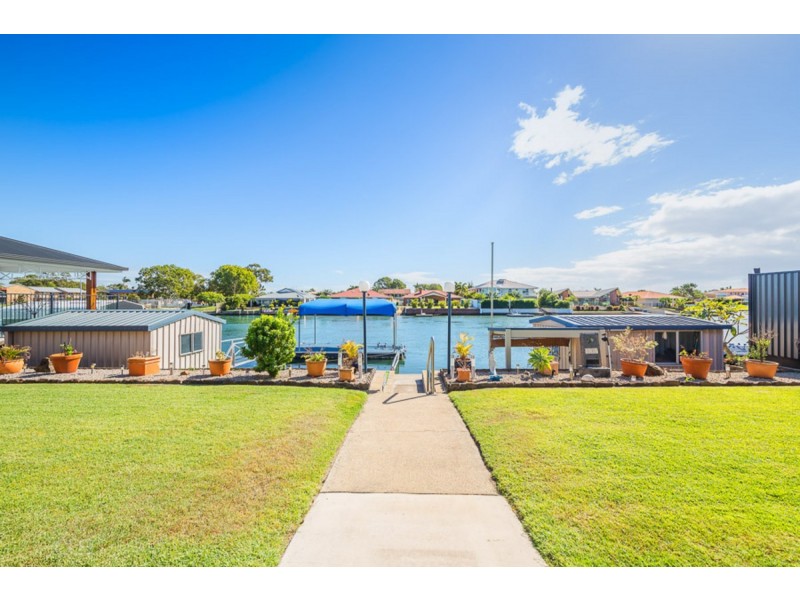 17 Dolphin Drive, Bongaree QLD 4507 LJ Hooker Bribie Island Sold