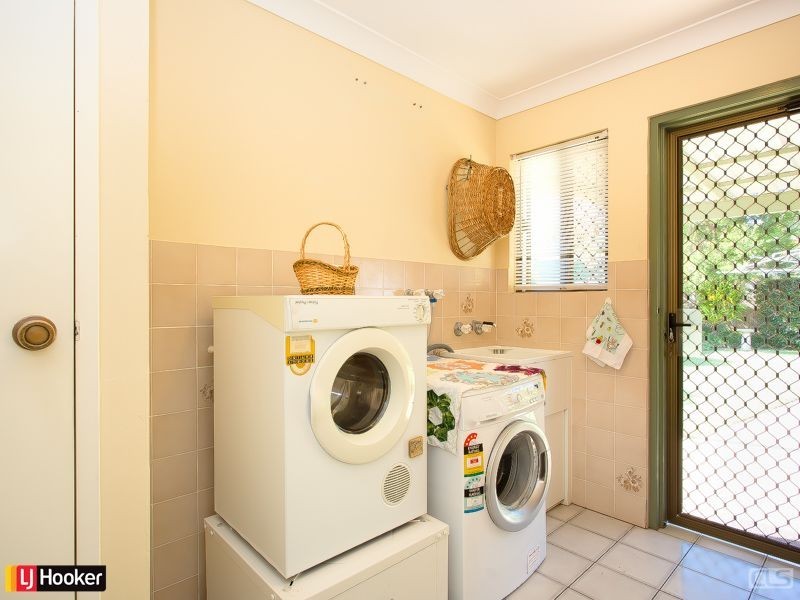 25 Kittyhawk Street, Bribie Island QLD 4507