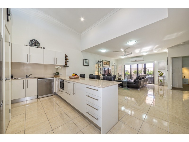 12/4 Kal-Ma-Kuta Drive, Sandstone Point QLD 4511