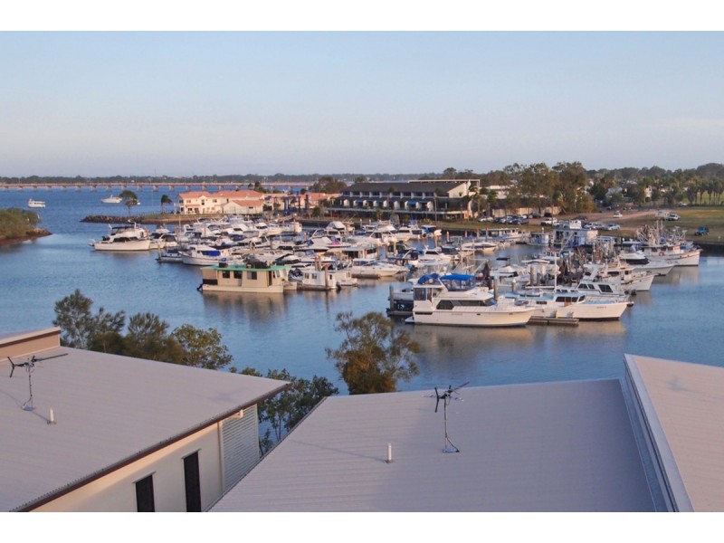 12/4 Kal-Ma-Kuta Drive, Sandstone Point QLD 4511