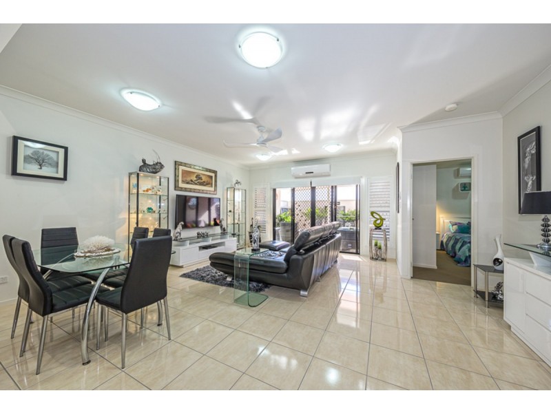 12/4 Kal-Ma-Kuta Drive, Sandstone Point QLD 4511