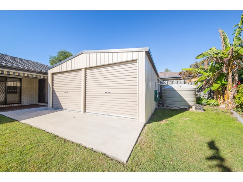 3 Middle Cove Court, Sandstone Point QLD 4511