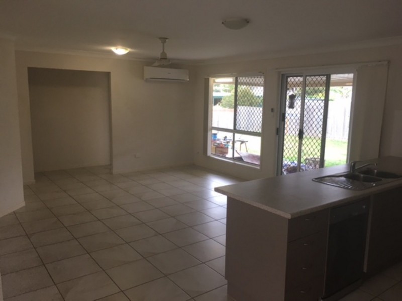12 Adam Street, Beachmere QLD 4510
