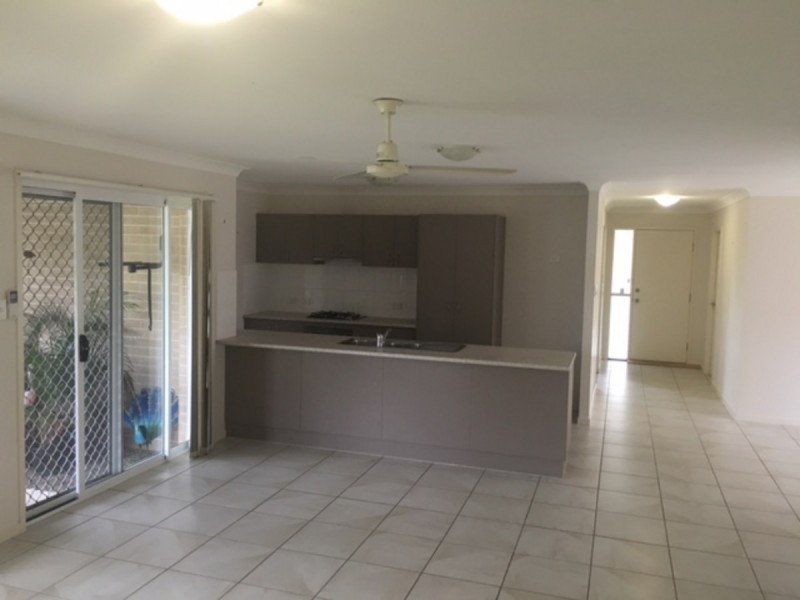 12 Adam Street, Beachmere QLD 4510
