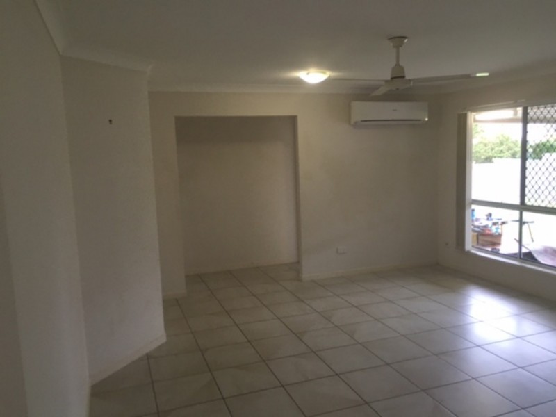 12 Adam Street, Beachmere QLD 4510