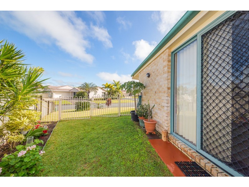 2/39 Port Drive, Banksia Beach QLD 4507