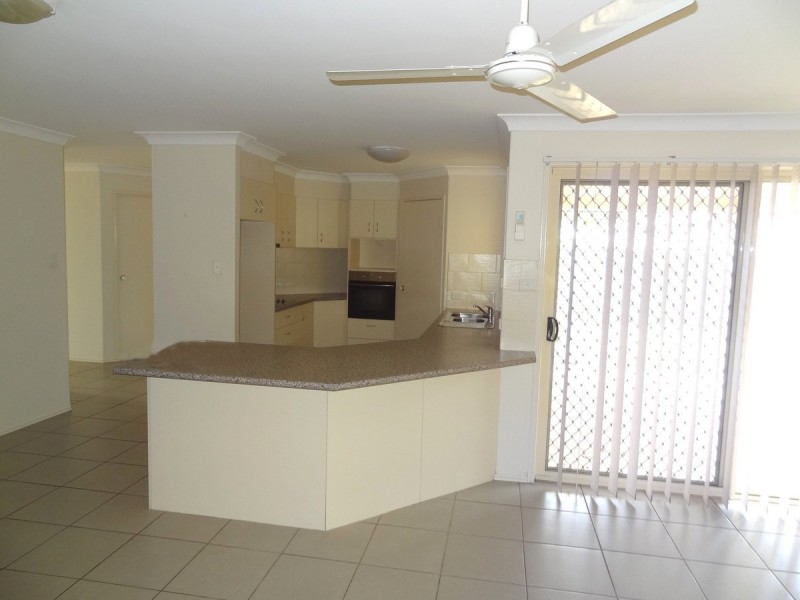 15 Yaraan Crescent, Beachmere QLD 4510