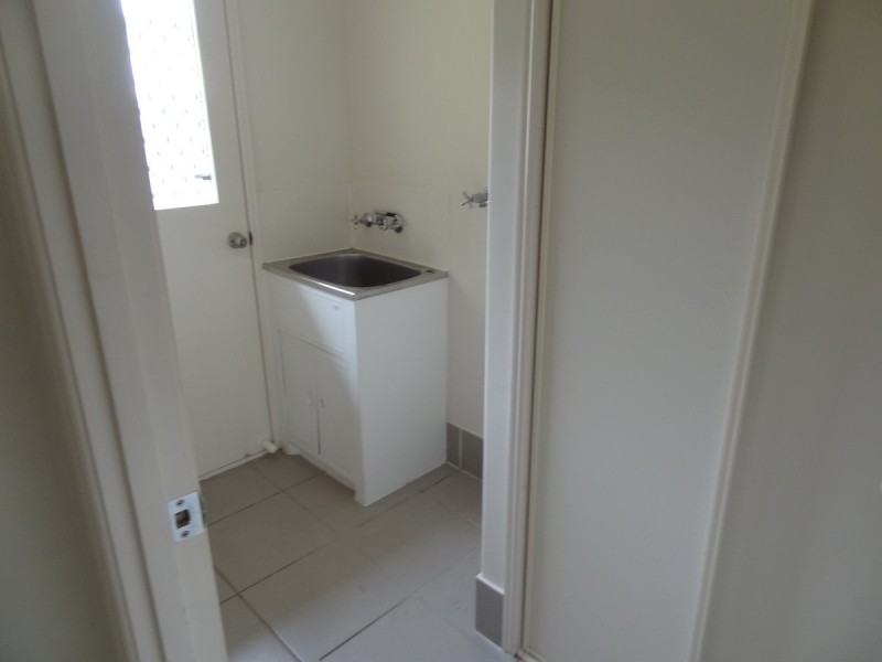 15 Yaraan Crescent, Beachmere QLD 4510