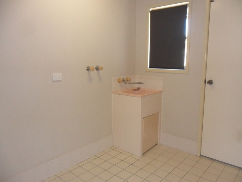 Sandstone Point QLD 4511