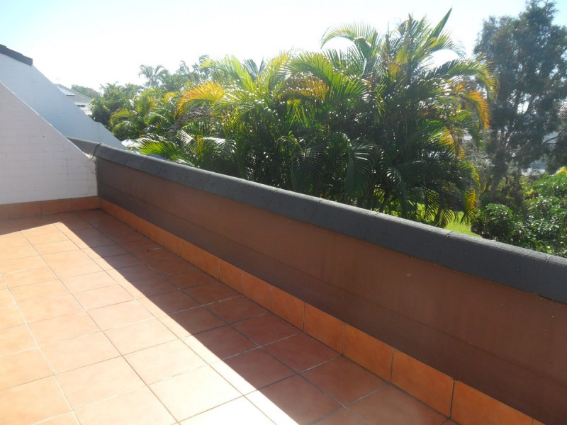 Sandstone Point QLD 4511