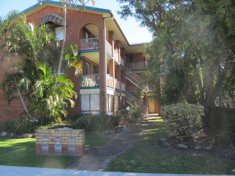 5/7 Hall Avenue, Bongaree QLD 4507
