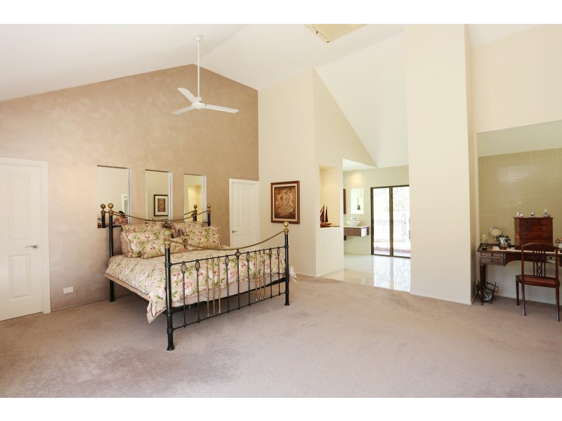 6 Roxburgh Road, Wights Mountain QLD 4520