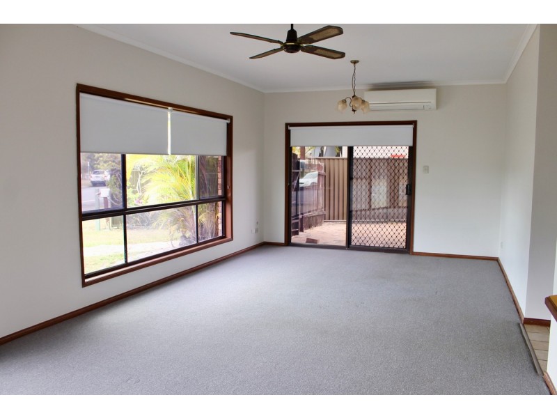 1 Elizabeth Batts Court, Banksia Beach QLD 4507