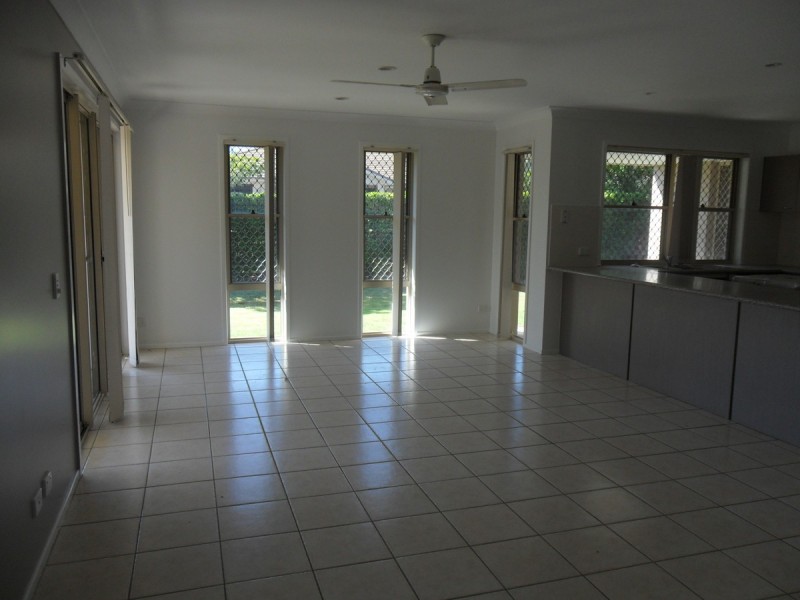 Sandstone Point QLD 4511