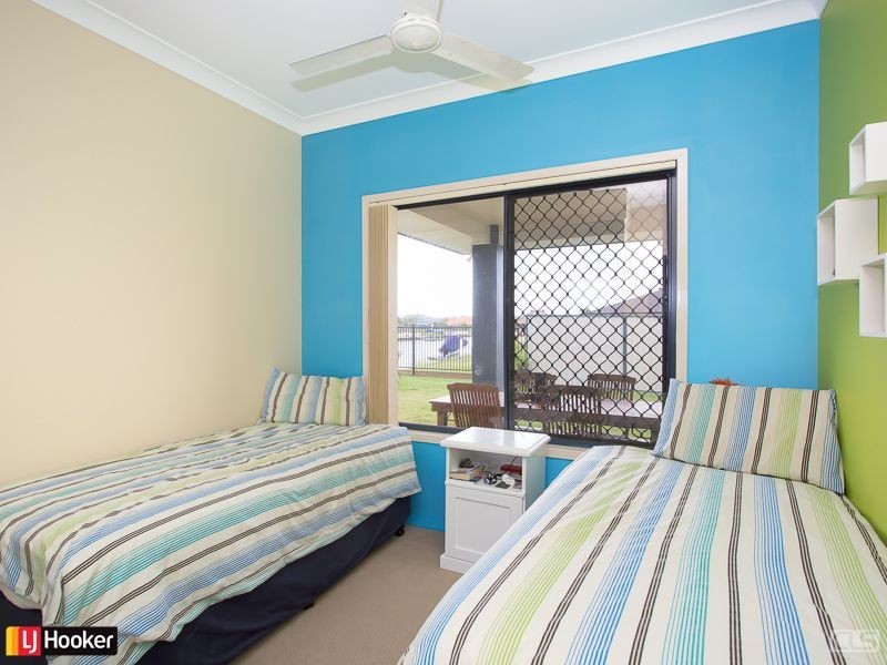 36 Barklya Crescent, Bribie Island QLD 4507