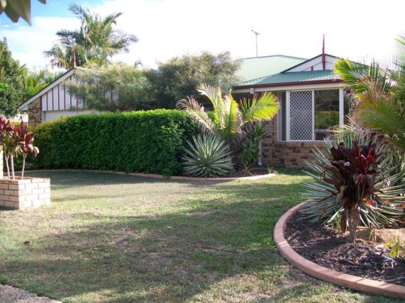 Sandstone Point QLD 4511