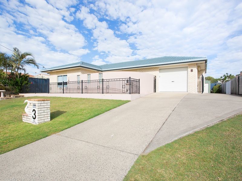 3 Village Avenue, Bribie Island QLD 4507