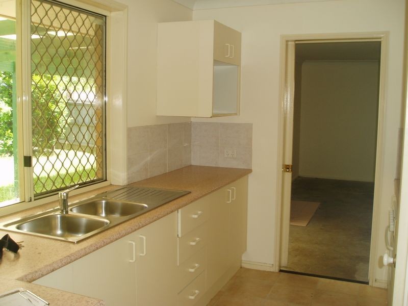 Sandstone Point QLD 4511